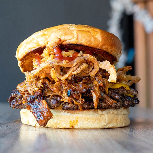 Smash Burger with Pulled Pork
